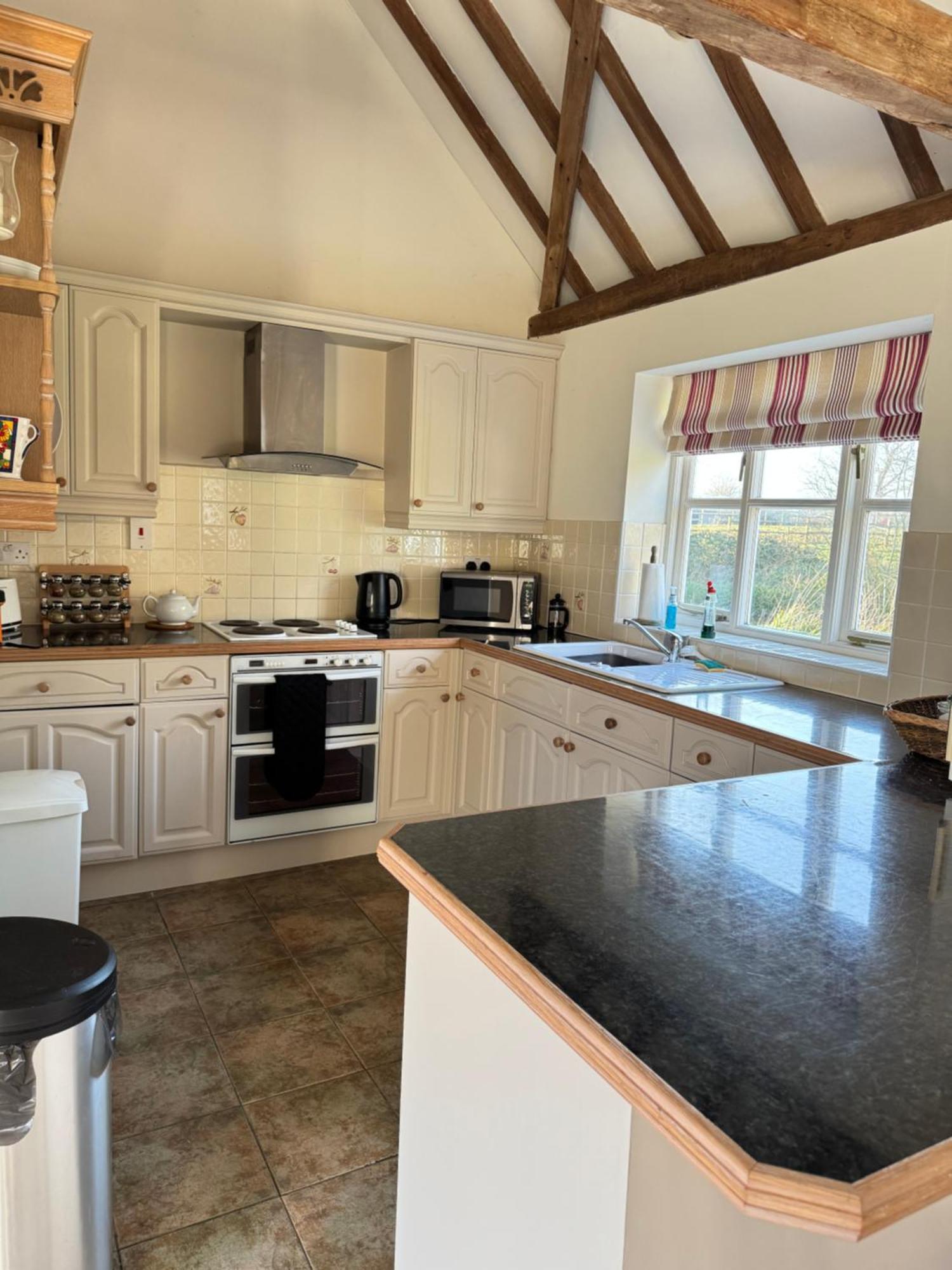 Waters Edge Apartment Rolvenden Exterior foto